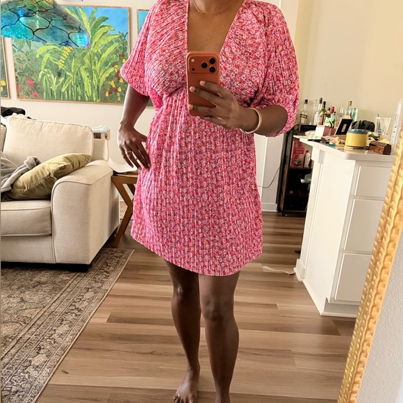 Zara Dresses & Skirts - Nwt Zara Pink Floral Knit Mini Dress with Puff Sleeves